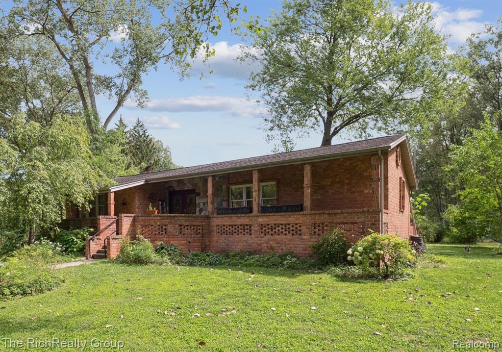 39635 Lotzford Road, Canton, MI 48187 — Photo 2