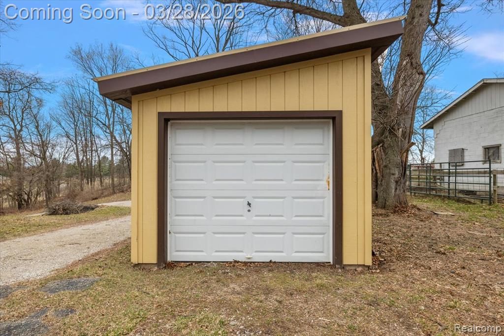 6210 Tripp Road, Holly, MI 48442 — Photo 47