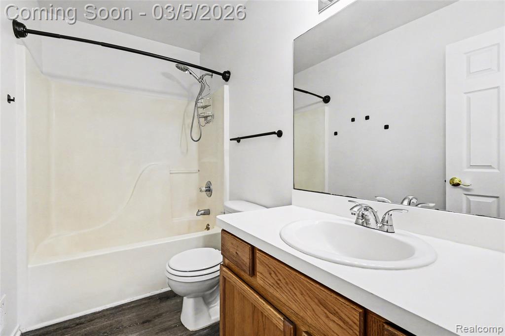 9343 Parkview Circle, Grand Blanc, MI 48439 — Photo 13