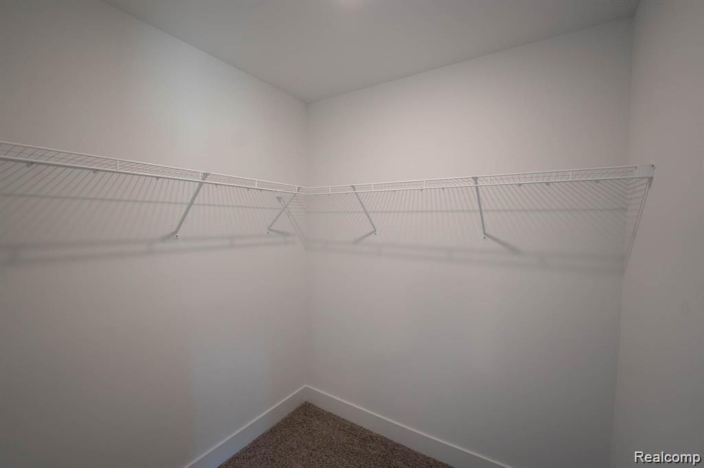 02 Textile, Saline, MI 48176 — Photo 26