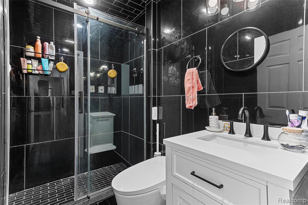 28466 Balmoral Street, Garden City, MI — Photo 10