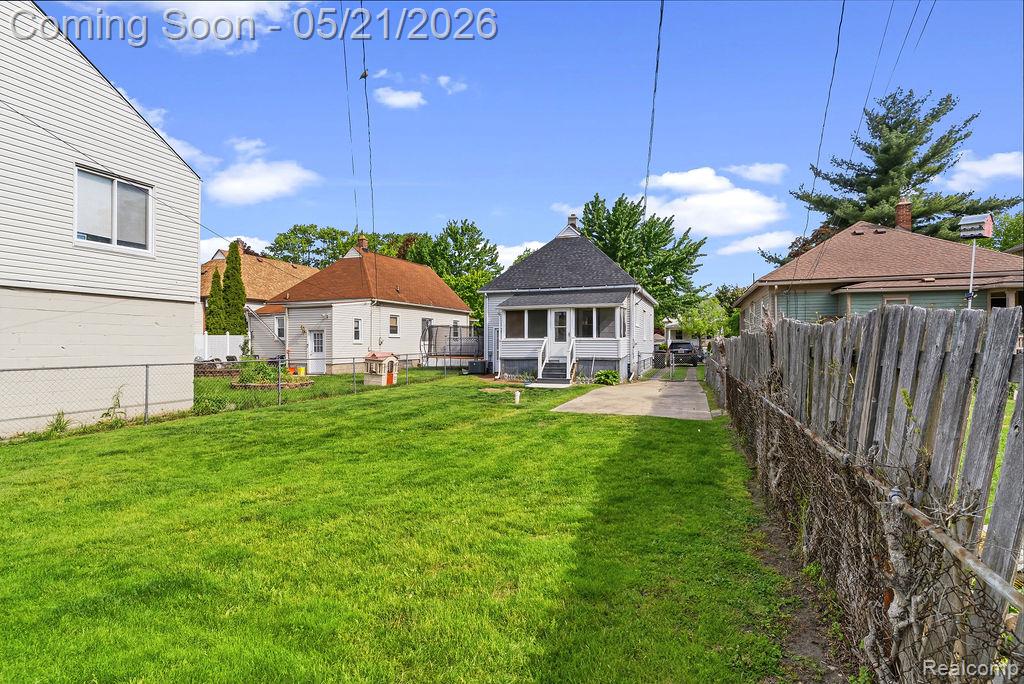 437 Poplar Street, Wyandotte, MI 48192 — Photo 29