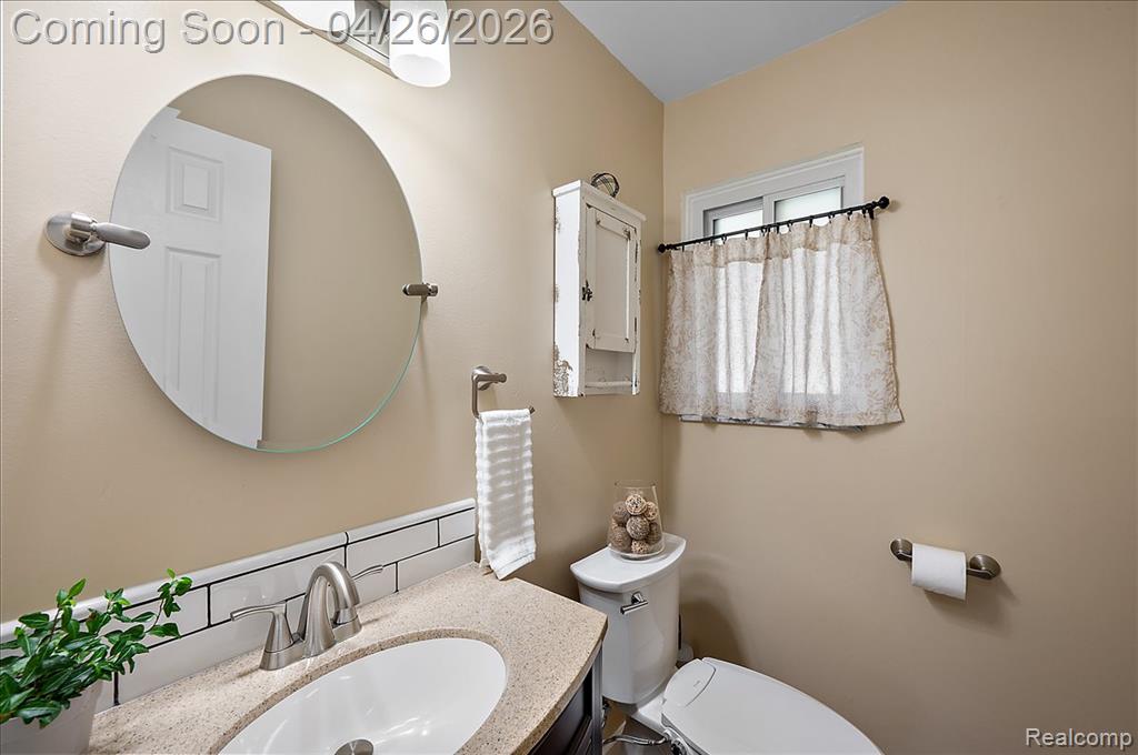 32080 Sherwood, Fraser, MI 48026 — Photo 19