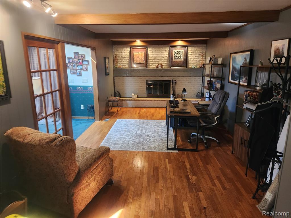 6103 Trenton Drive, Flint, MI 48532 — Photo 27