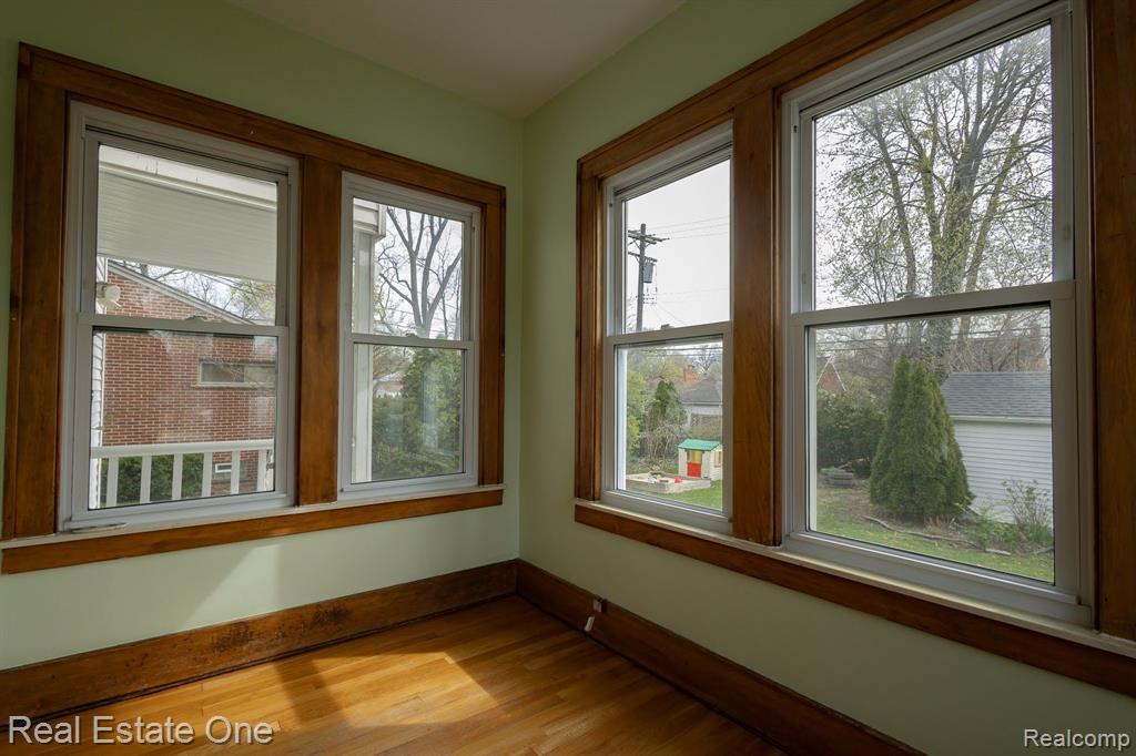 504 N GULLEY Road, Dearborn, MI 48128 — Photo 6
