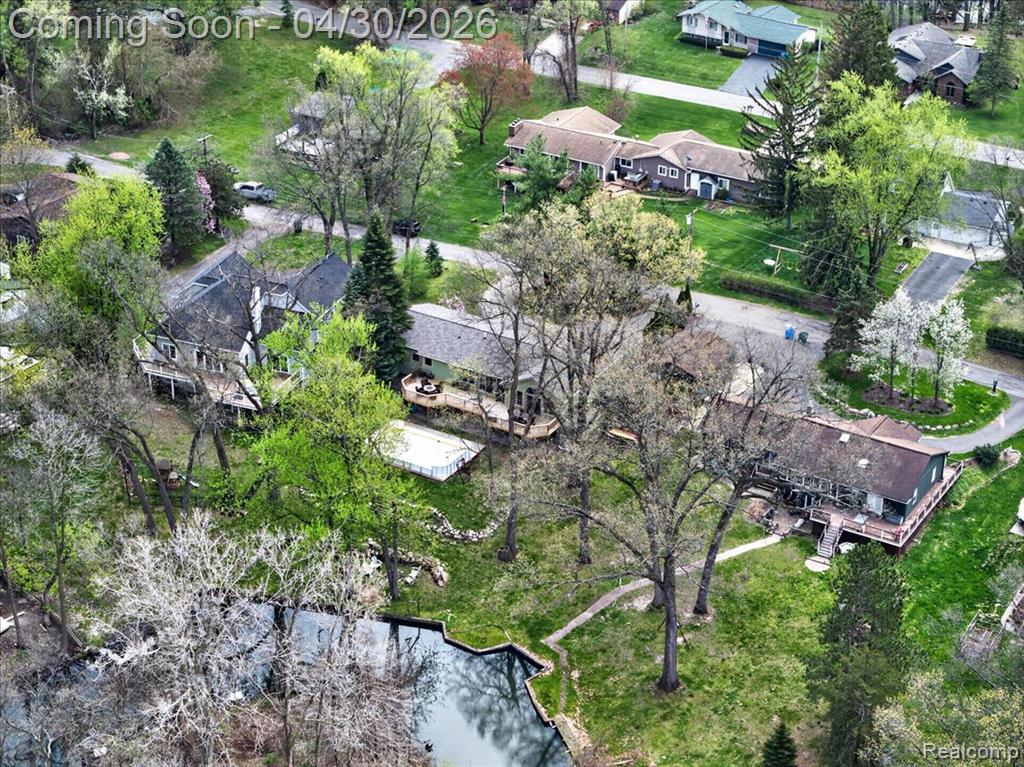 3945 N Vanstone Drive, Commerce Twp, MI 48382 — Photo 59