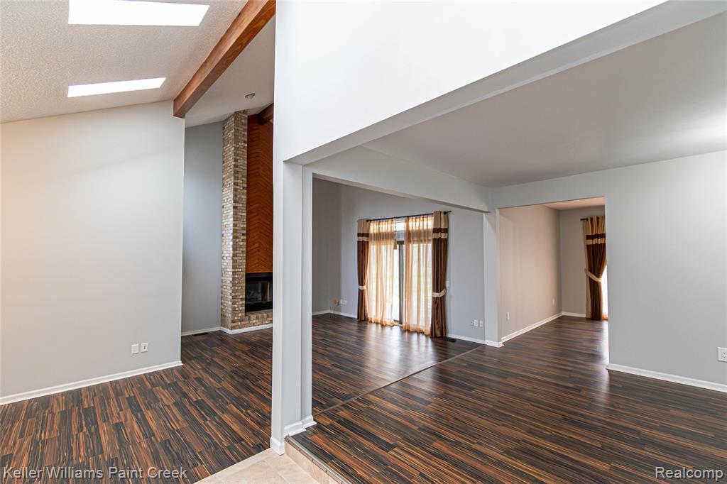5700 Point Of The Woods Drive, West Bloomfield, MI 48324 — Photo 13