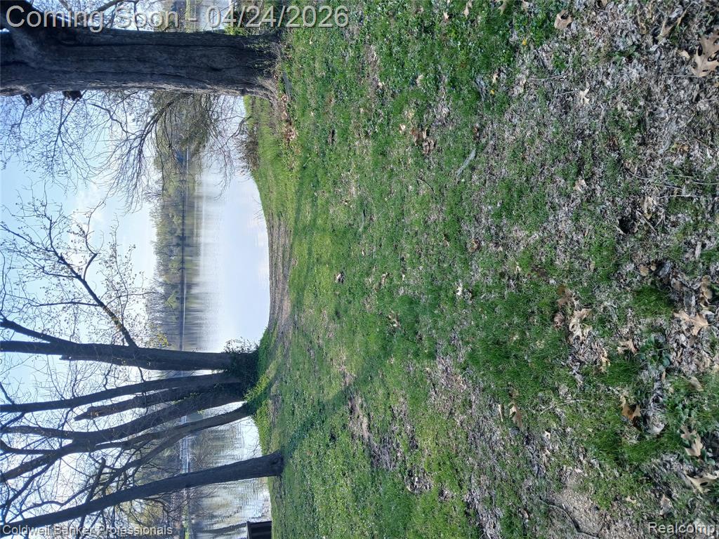 470 Crystalia Street, Commerce Twp, MI 48382 — Photo 42