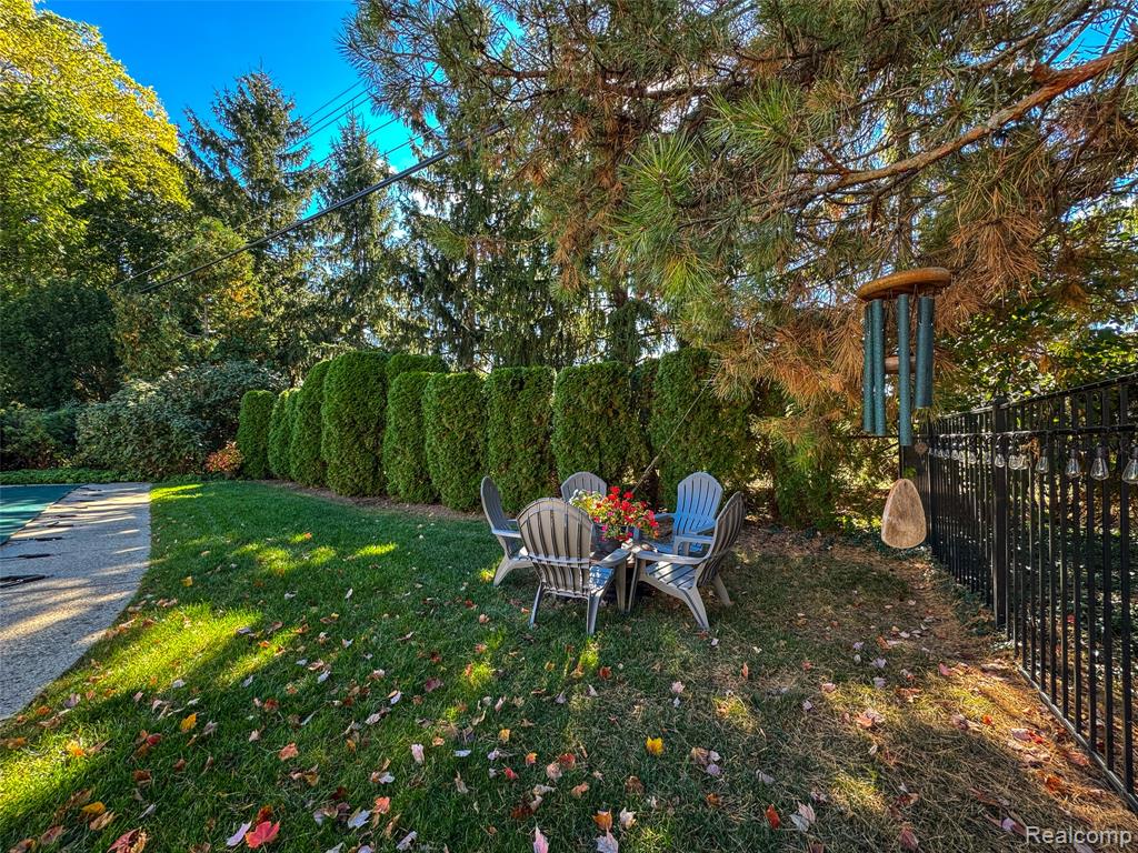 5361 Echo Road, Bloomfield Hills, MI 48302 — Photo 41