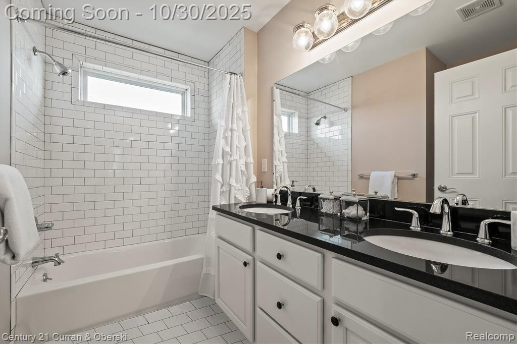 50499 Cottonwood Court, Plymouth, MI 48170 — Photo 31
