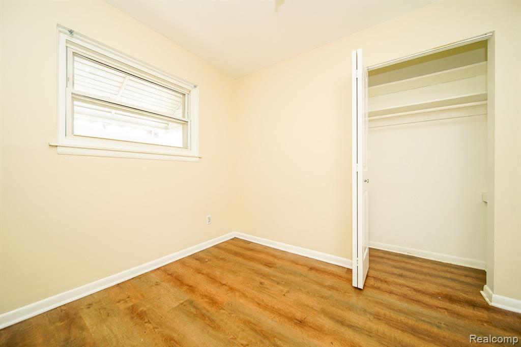 4620 DUDLEY Street, Dearborn Heights, MI 48125 — Photo 26