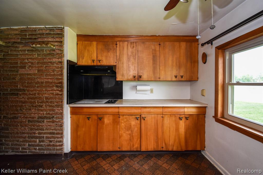 9316 EAST Road, Burt, MI 48417 — Photo 14