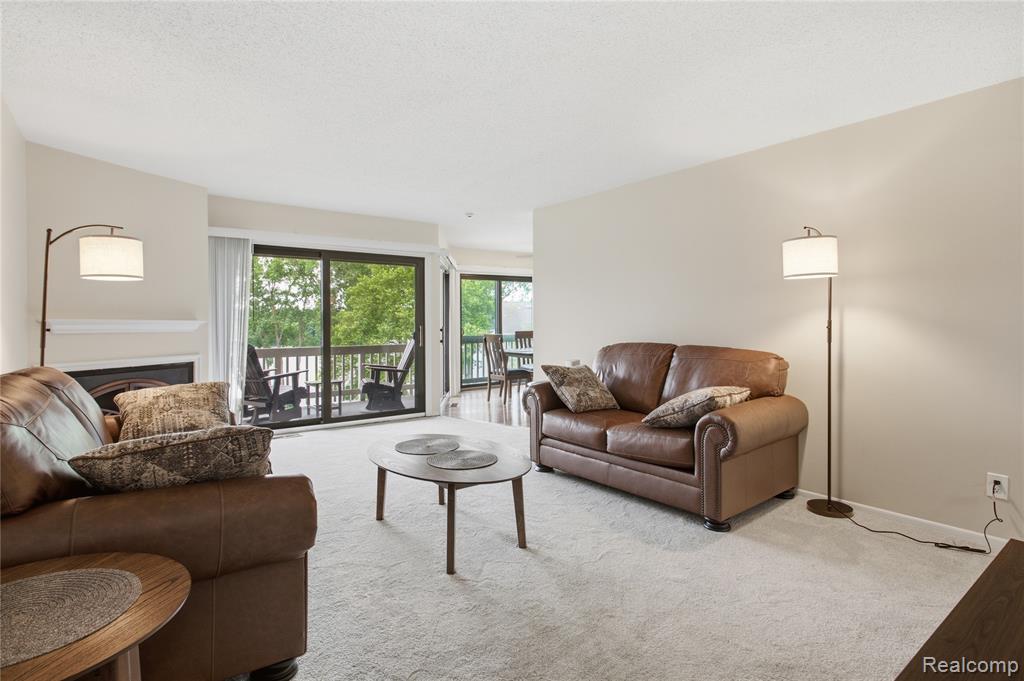 1695 Cliffs Landing, 302, Ypsilanti, MI 48198 — Photo 6