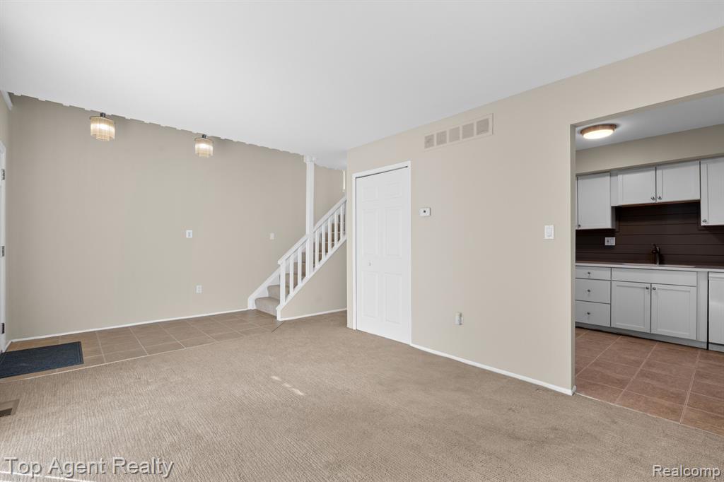 5095 Crooks Road, 1, Royal Oak, MI 48073 — Photo 5