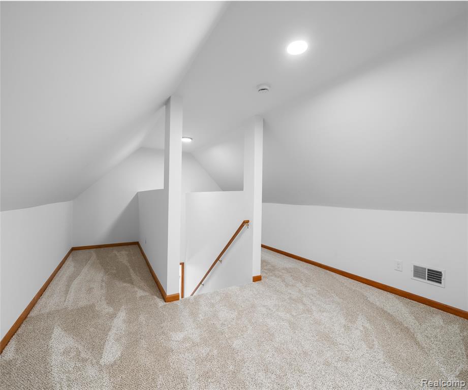11252 Hiland Court, Pinckney, MI 48169 — Photo 39