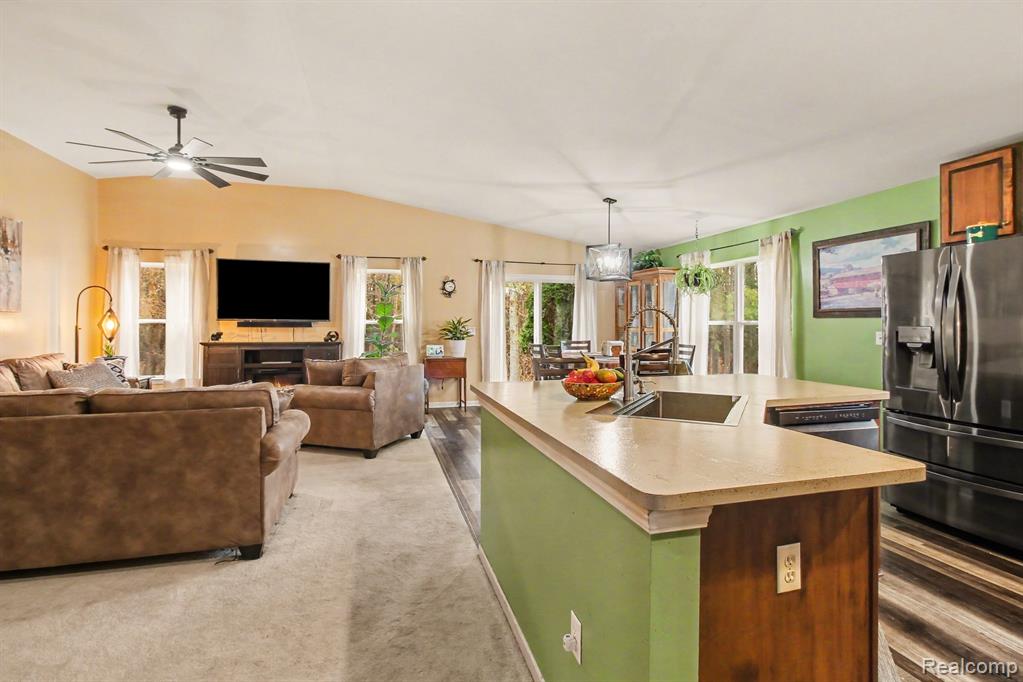 2661 Signature Circle, Pinckney, MI 48169 — Photo 7