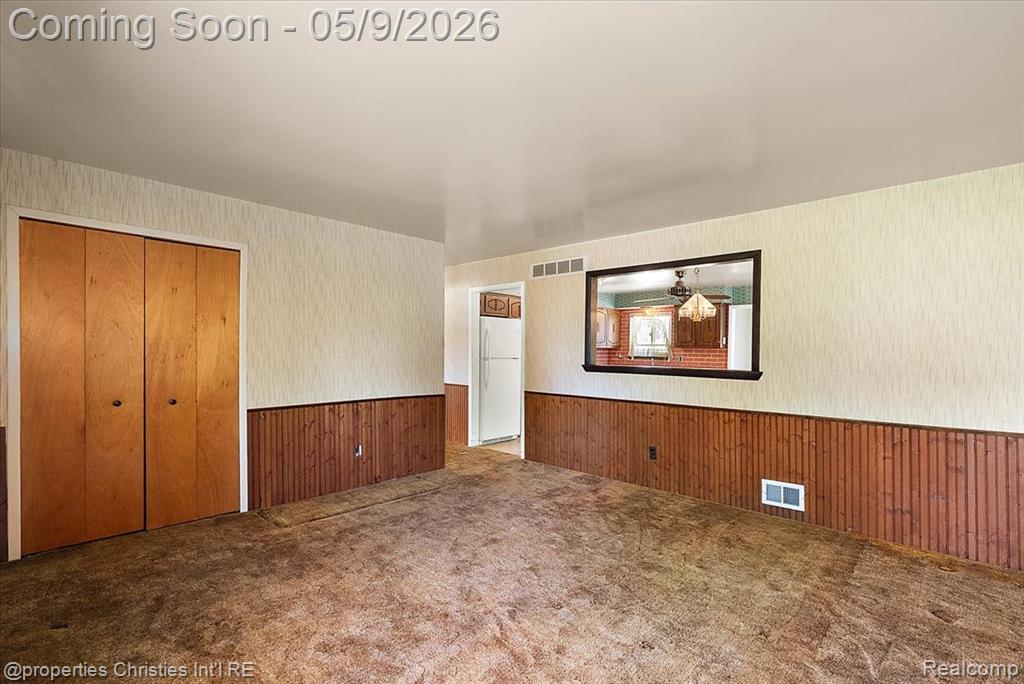 5894 Heyer Street, Romulus, MI 48174 — Photo 11
