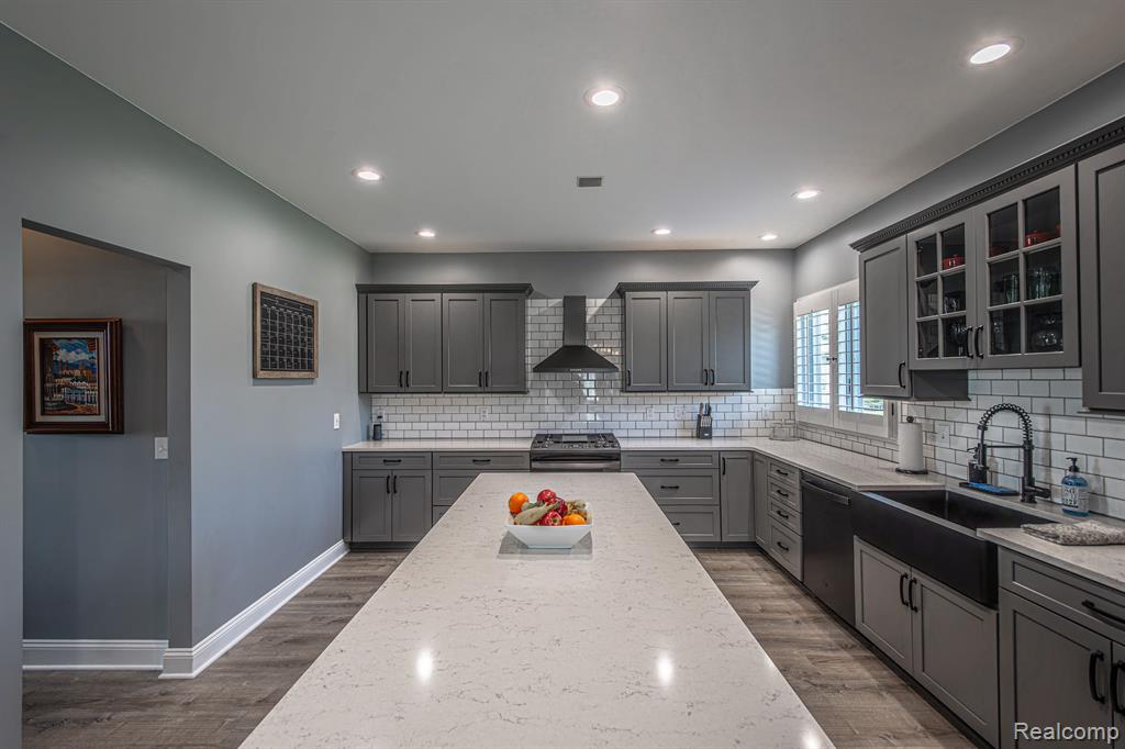4670 HARVEST Row, MI 48049 — Photo 39
