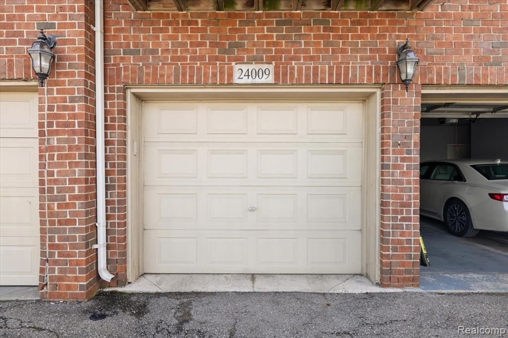 24009 Vance Avenue, Hazel Park, MI 48030 — Photo 22