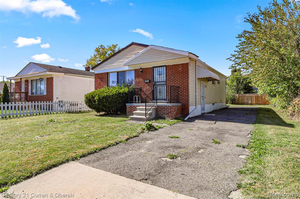 3422 S Annabelle Street, Detroit, MI 48217 — Photo 2