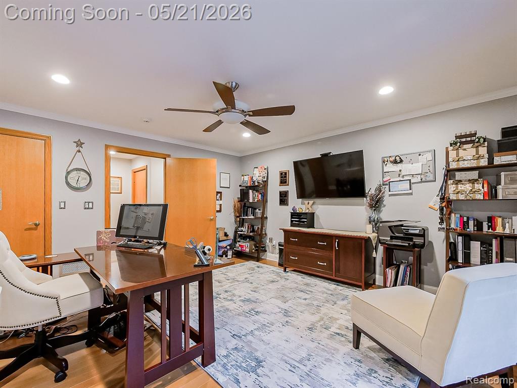 17477 IRIS Circle, Clinton Twp, MI 48036 — Photo 52