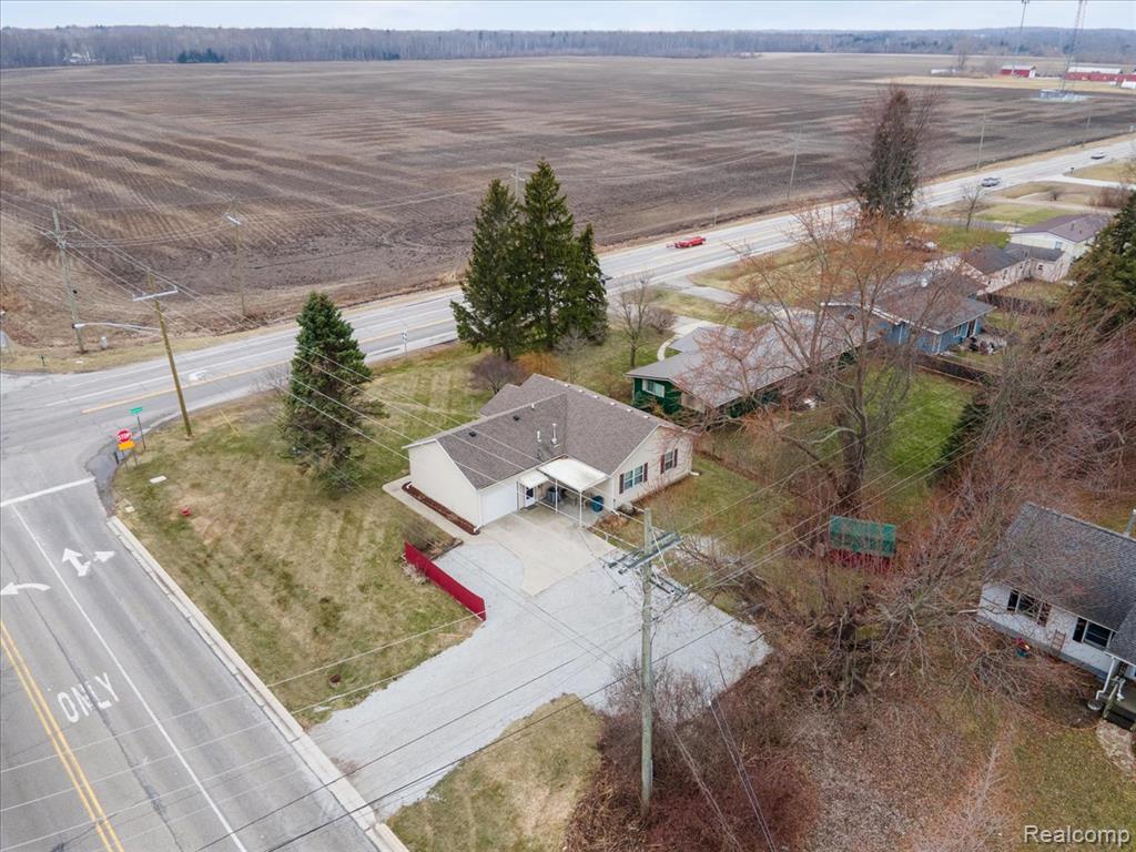 4008 Keewahdin, Fort Gratiot, MI 48059 — Photo 33