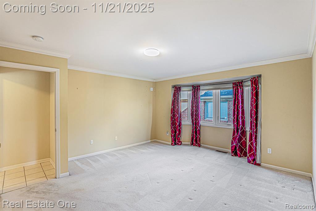 48082 Prestwyck Drive, Macomb, MI 48044 — Photo 15