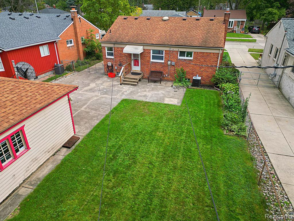 9929 DEERING Street, Livonia, MI 48150 — Photo 6