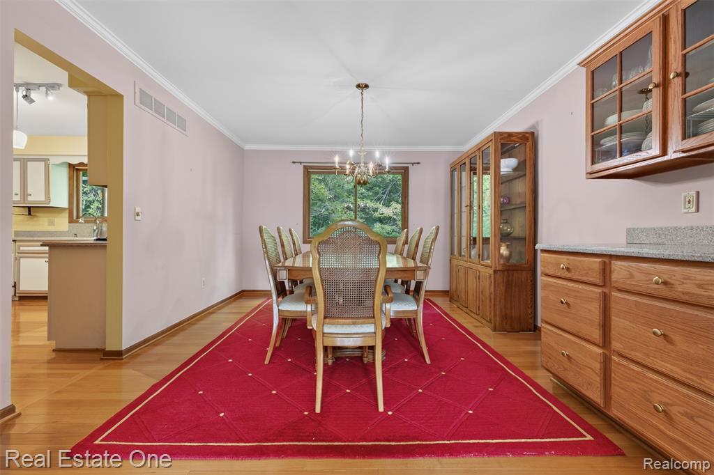 417 Eckford Circle, Troy, MI 48085 — Photo 6