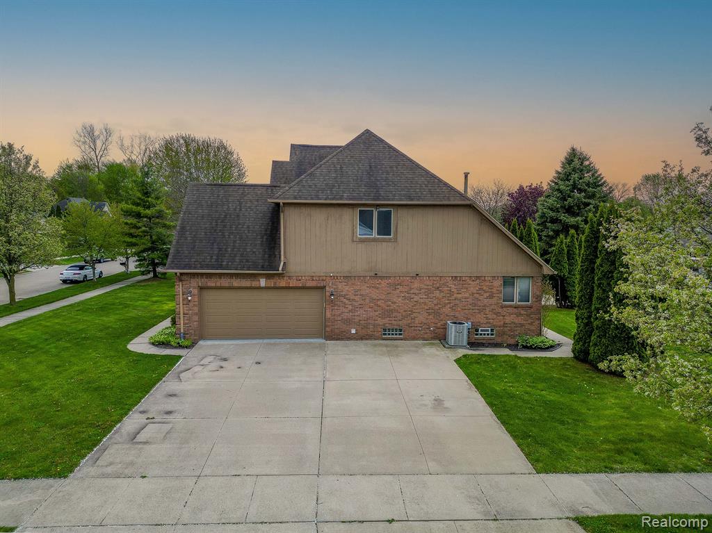 52201 BOLAND Road, Chesterfield, MI 48047 — Photo 2