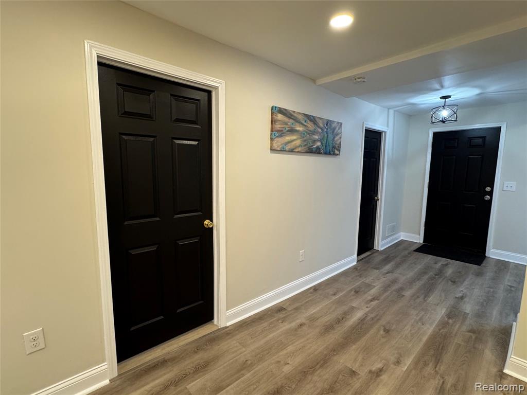 20830 Montrose, Warren, MI 48089 — Photo 3