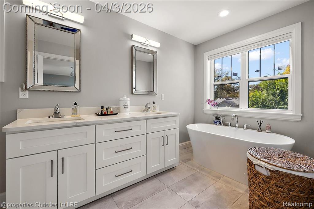 929 N Pleasant Street, Royal Oak, MI 48067 — Photo 23