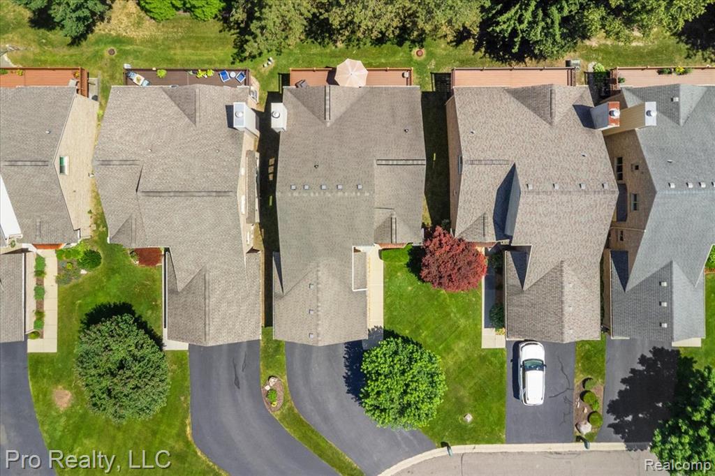 45317 Stonehedge Drive, Plymouth, MI 48170 — Photo 42