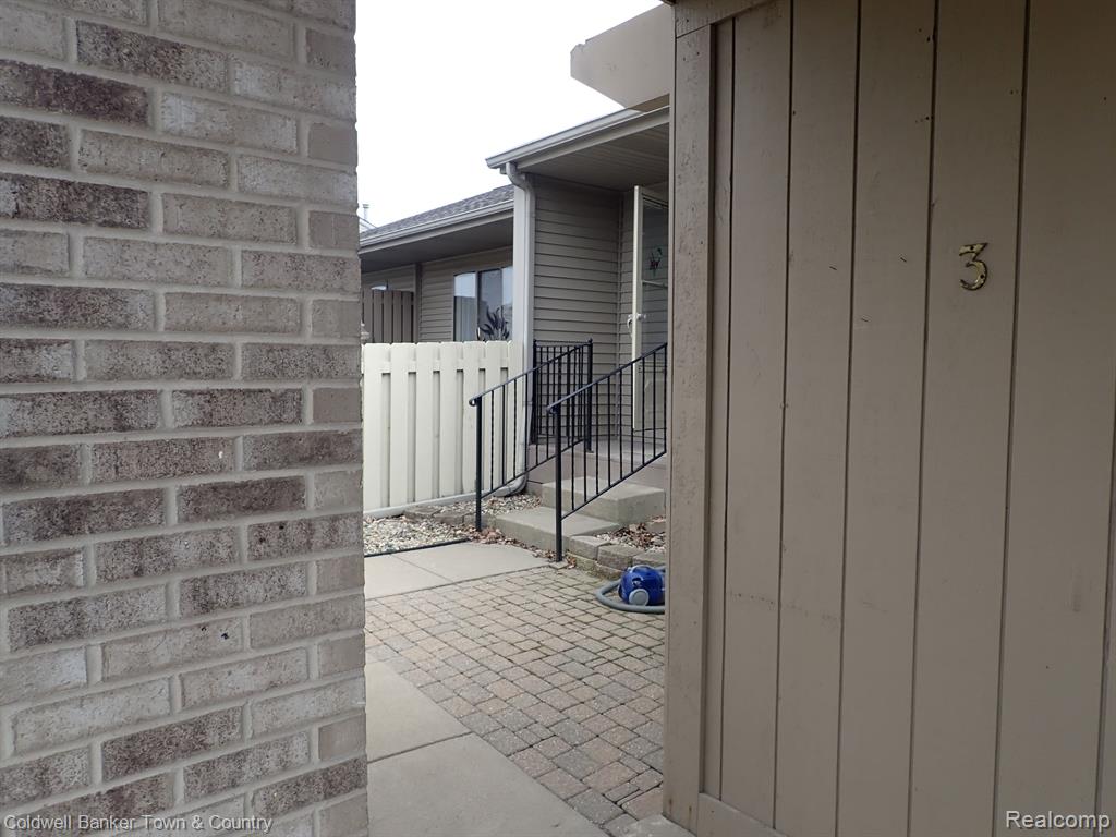 62330 Arlington Circle #3, 3, South Lyon, MI 48178 — Photo 3