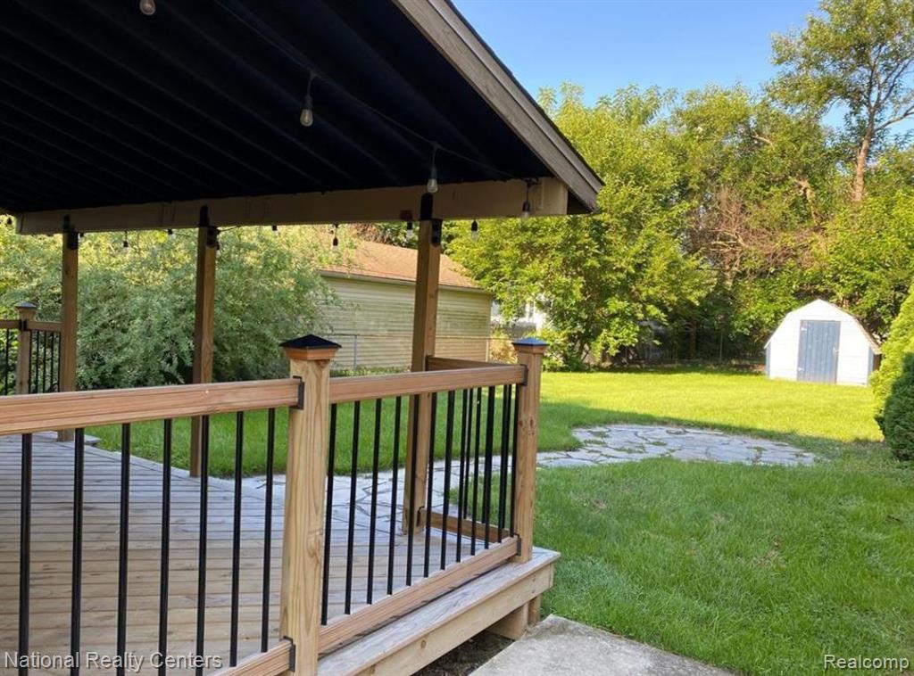 709 N EDISON Avenue, Royal Oak, MI 48067 — Photo 4