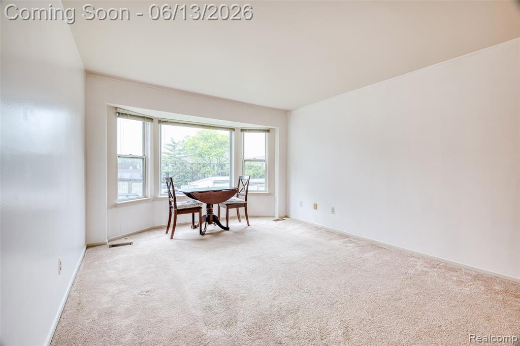 44750 Bayview Drive, 37, Novi, MI 48377 — Photo 11