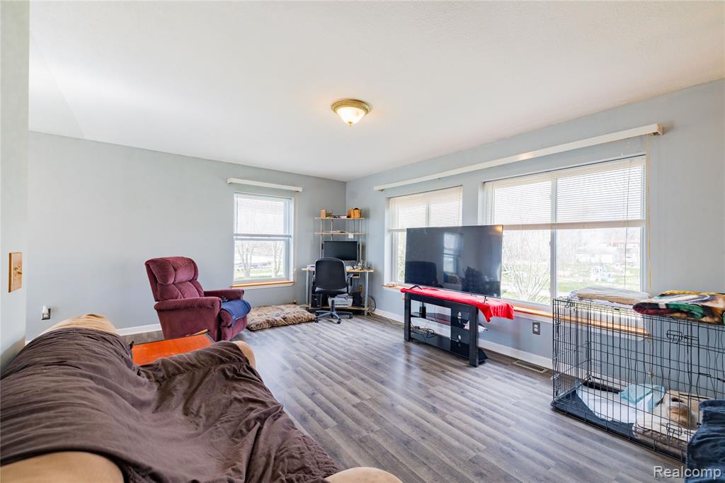 7522 Sovey Drive, Newport, MI 48166 — Photo 5