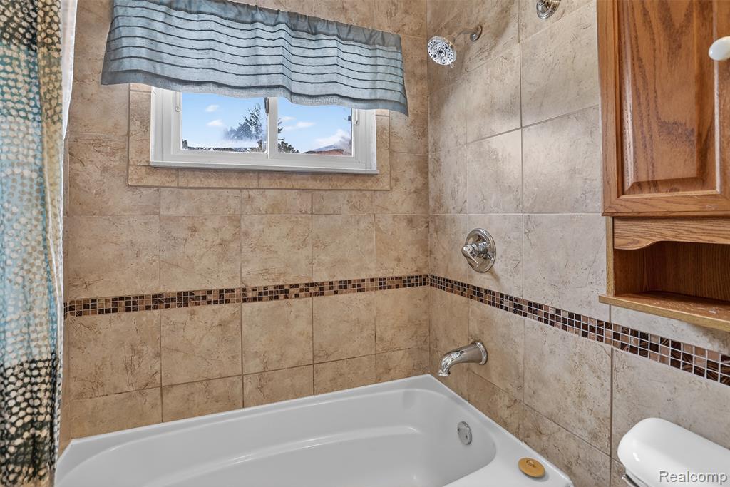 3241 Curtis Road, Birch Run, MI 48415 — Photo 28