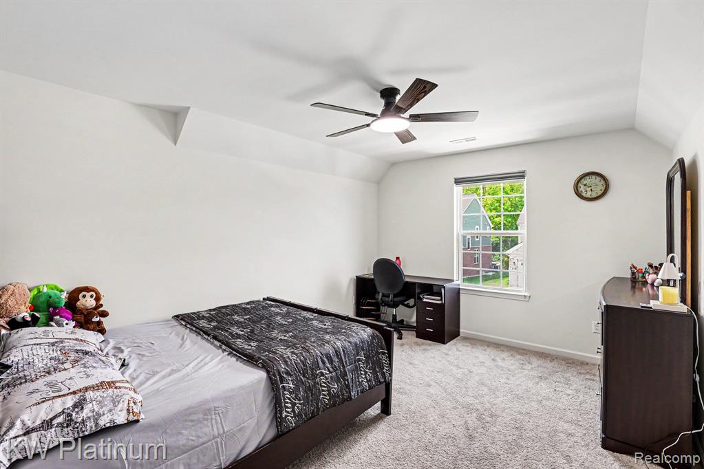 4918 Knollwood Drive, Troy, MI 48085 — Photo 14