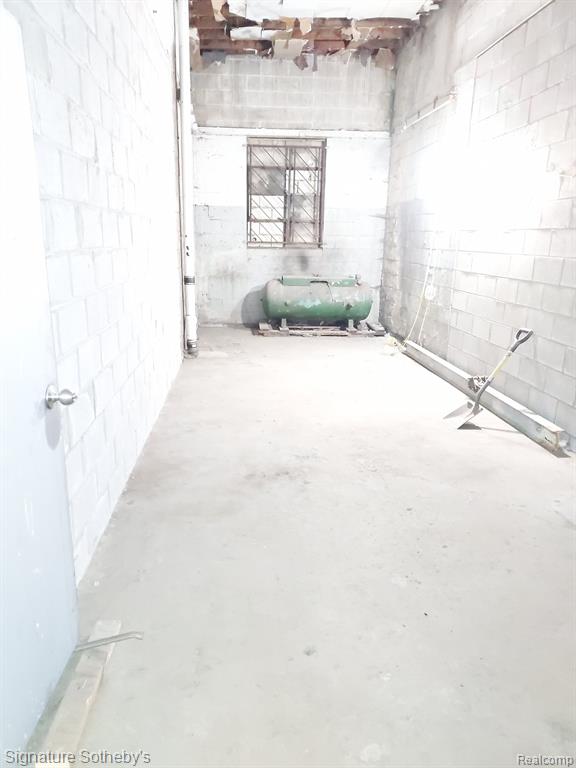 8735 S LYNDON Street, Detroit, MI 48238 — Photo 7