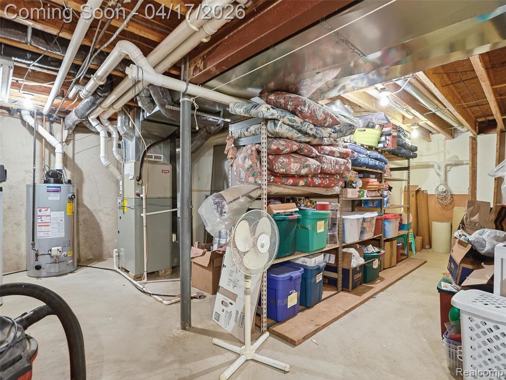 4695 Melanie Lane, White Lake, MI 48383 — Photo 44