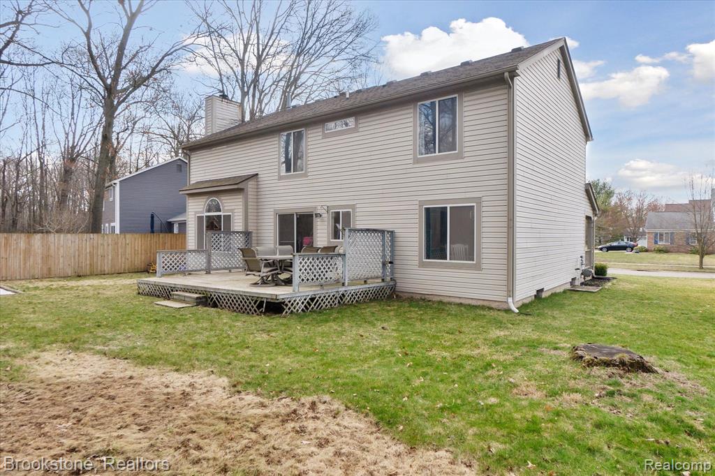 4272 HEATHERSTONE Drive, Waterford, MI 48329 — Photo 46