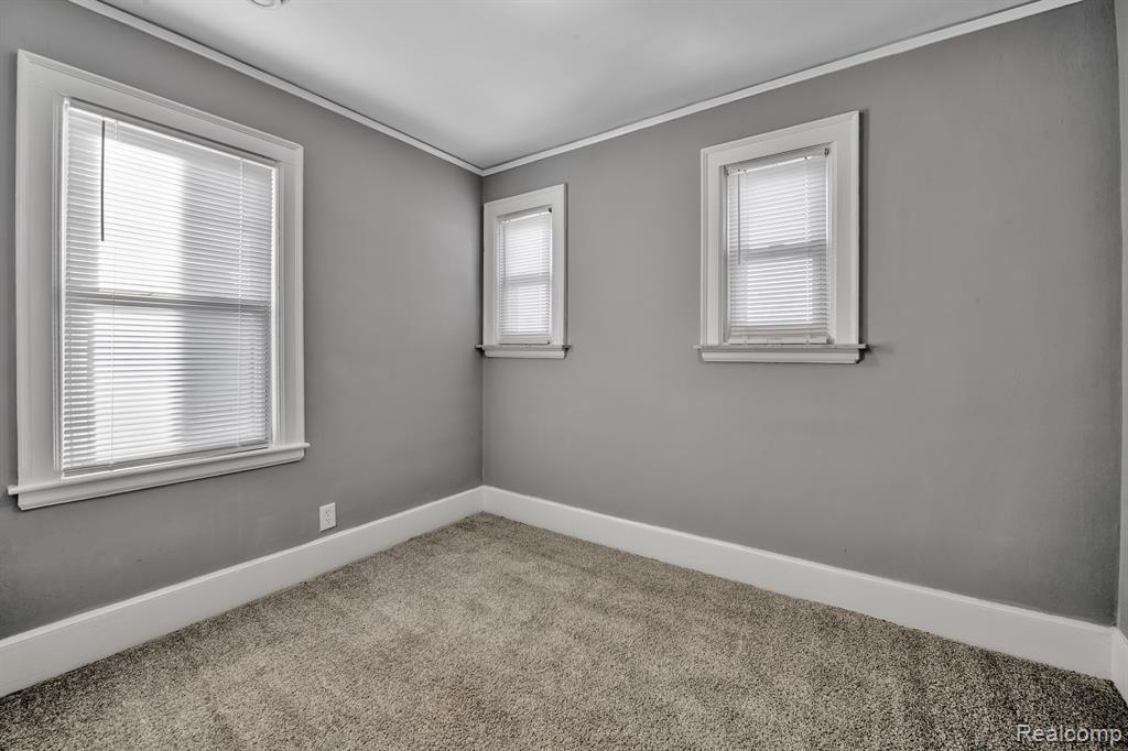 19372 SANTA BARBARA Drive, Detroit, MI 48221 — Photo 16