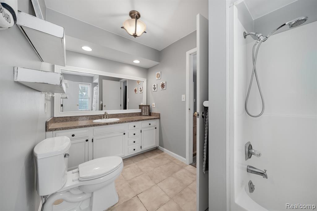 7631 LAKE PARK Road, Ira, MI — Photo 13