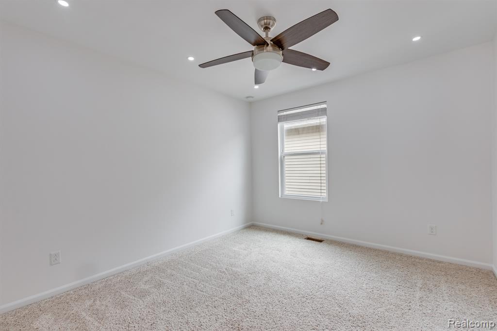 44843 STOCKTON Drive, Novi, MI — Photo 19