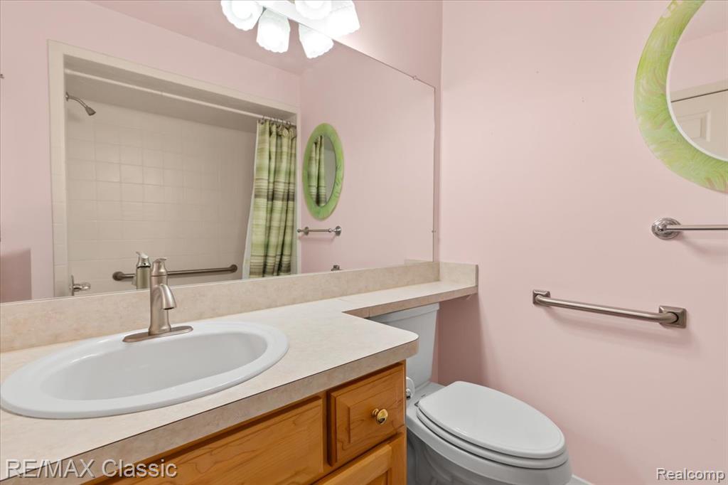 48728 Sundance Court, Shelby Twp, MI 48315 — Photo 18