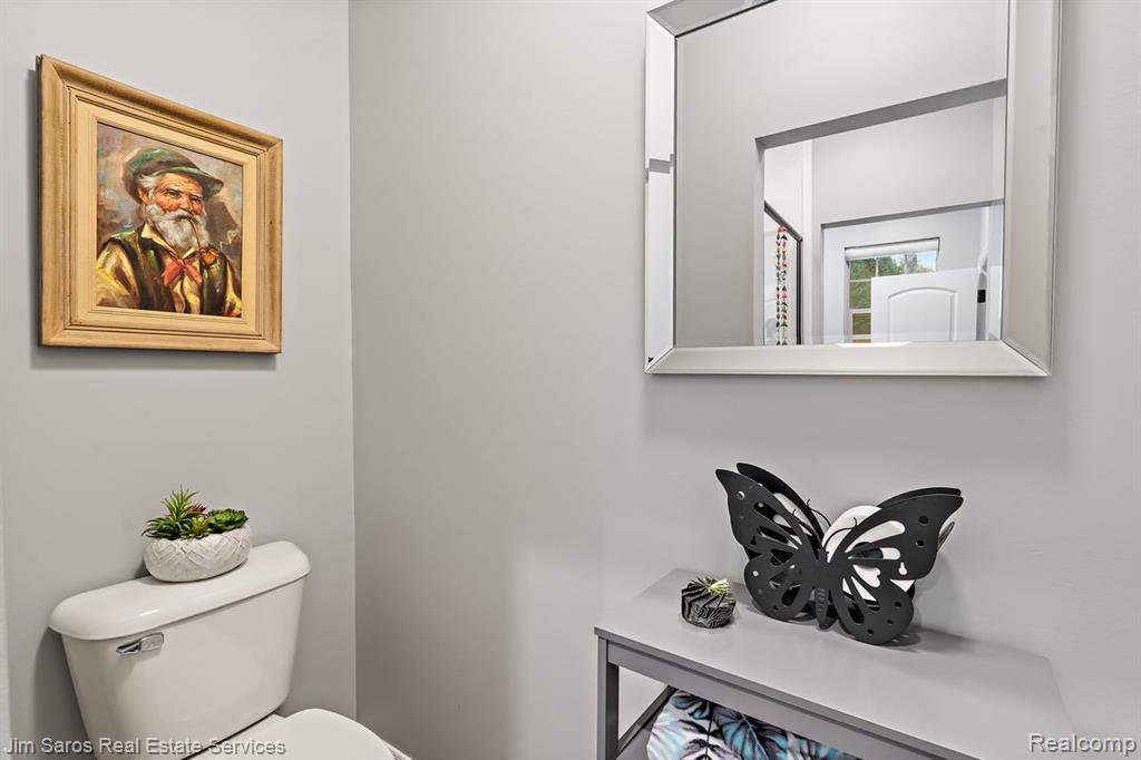 3 S River Court, Grosse Pointe Woods, MI 48236 — Photo 22