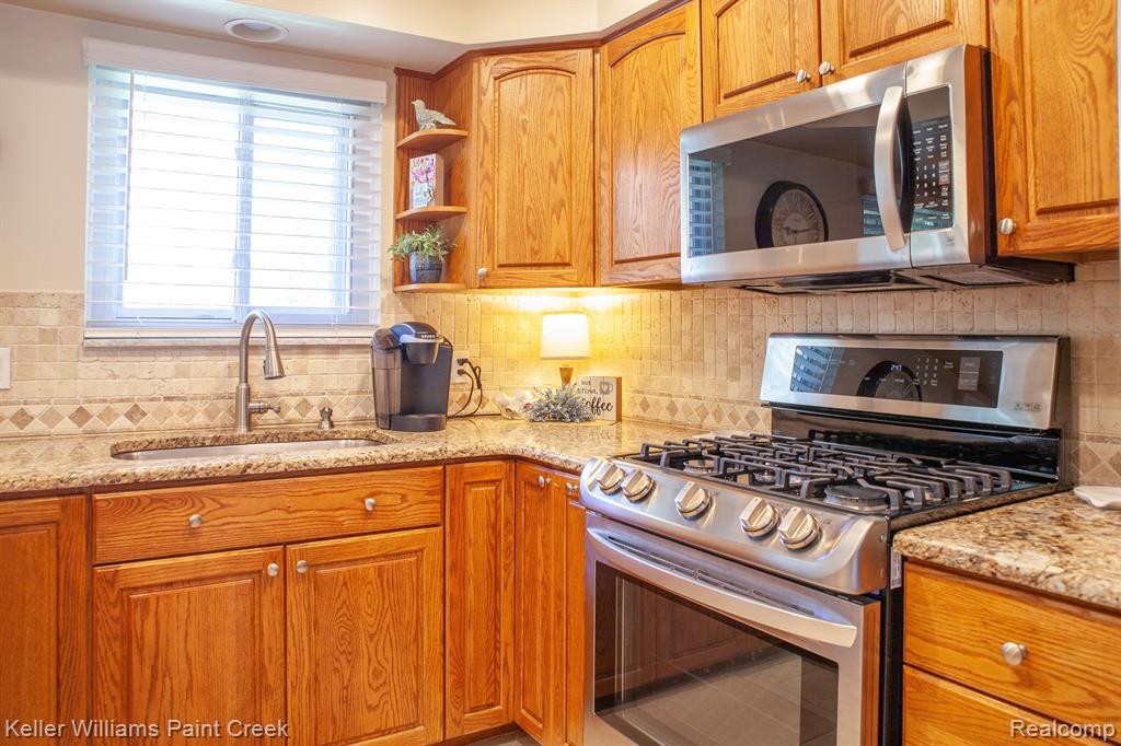 4621 REGENCY Drive, Shelby Twp, MI 48316 — Photo 15