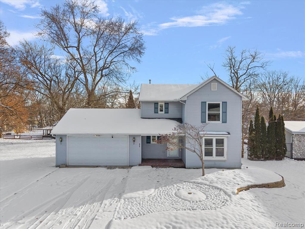927 Alan Drive, Lake Orion, MI 48362 — Photo 2