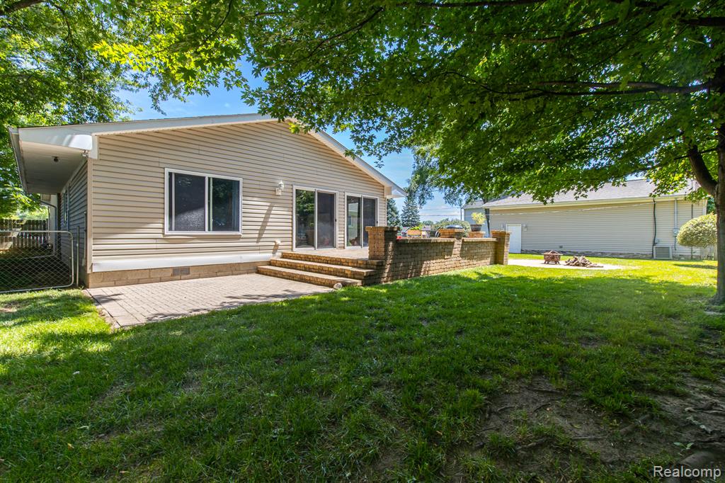 46555 Dequindre Road, Rochester Hills, MI 48307 — Photo 62